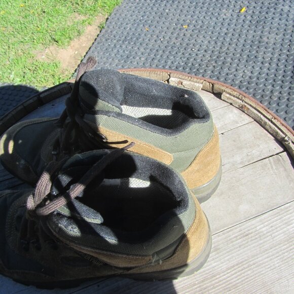 vtg vasque leather hiking boots brown green suede sz 10